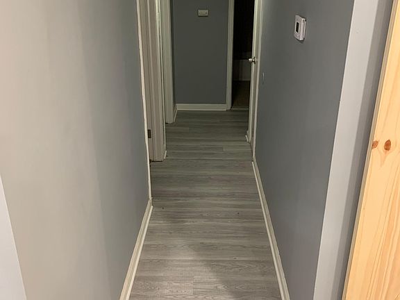 5th image of 23099 Davey Ave