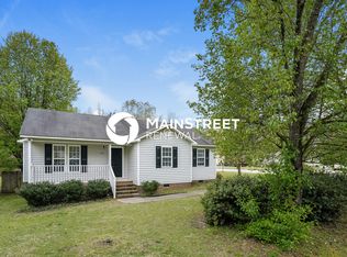 1499 Smokey Mountain Dr, Zebulon, NC 27597