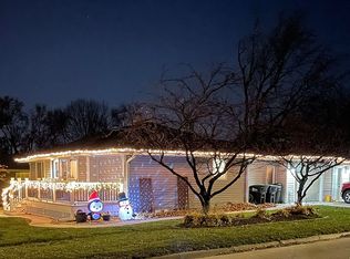 6802 Mason St, Omaha, NE 68106