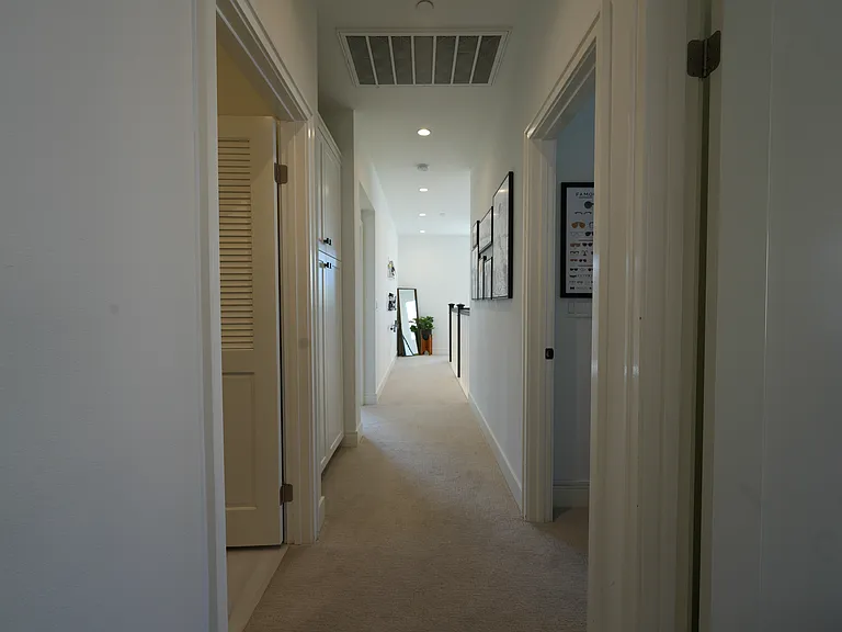 145 Plum Lily — Photo 25