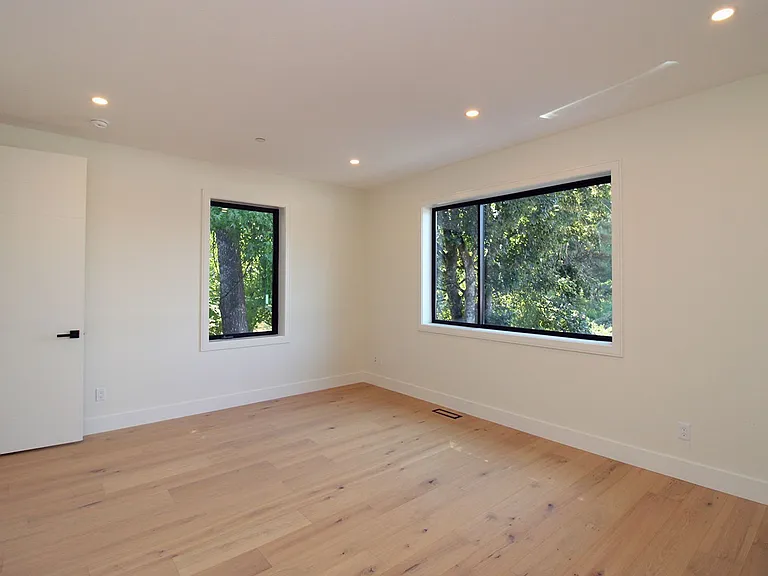 6233 SW Hamilton Way — Photo 27