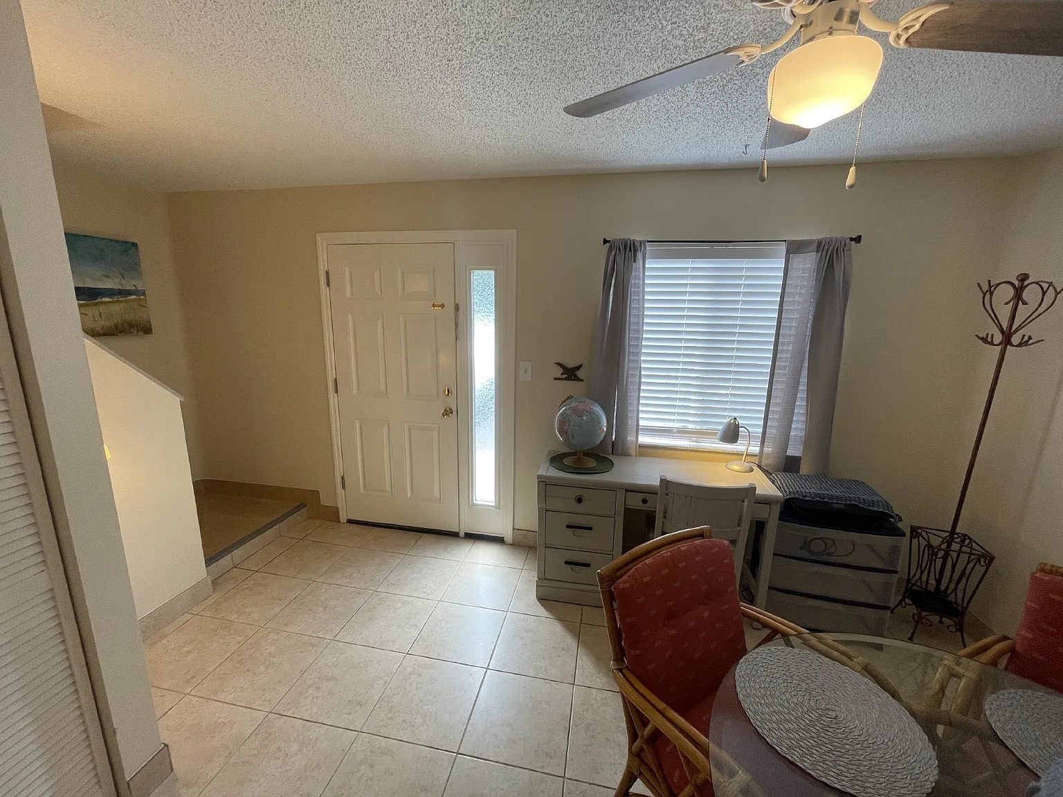 2 bed, 2.5 bath, 1098 sqft, $2,300 — Photo 3