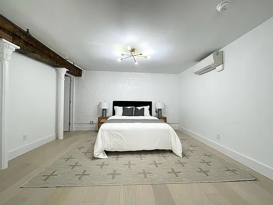 Rented by openigloo | media 17