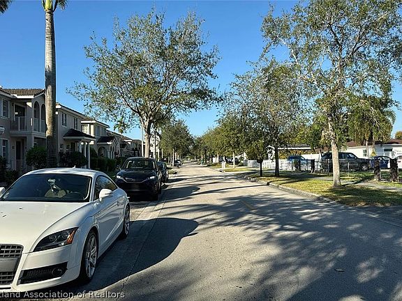 5th image of 14218 SW 272nd St