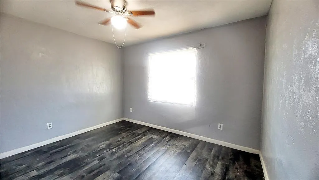 Building Photo - 424 N Charles St #7