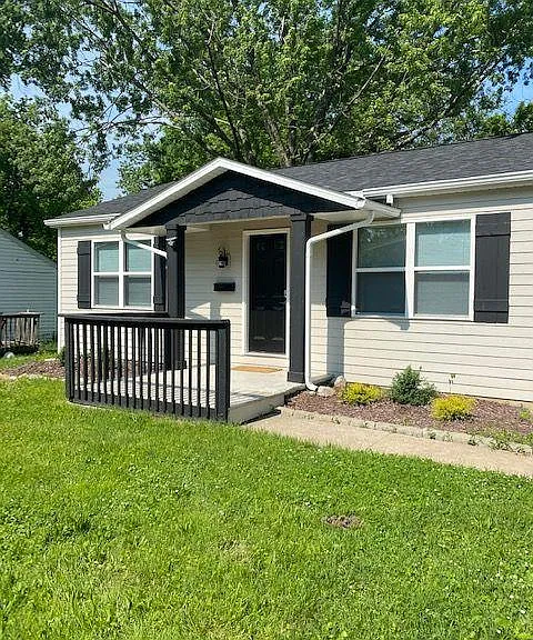 803 Ridgeway Ave — Photo 1