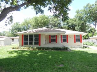 913 Parkmont Dr, Garland, TX 75041