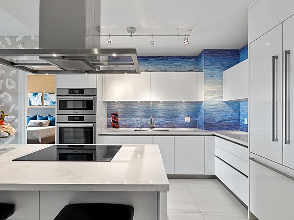 3rd image of 155 E Boca Raton Road #1010
