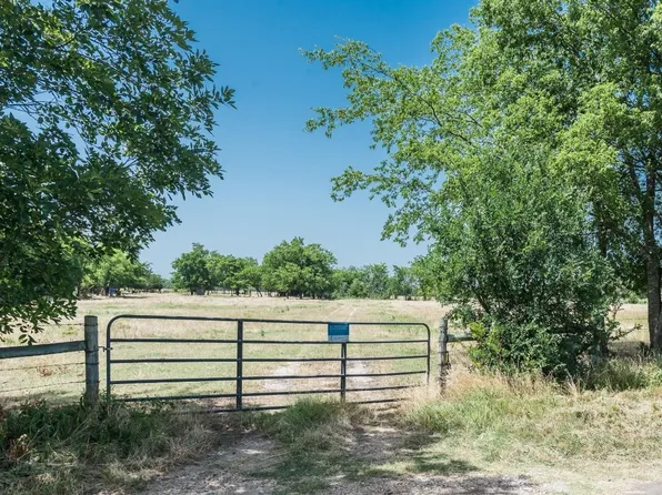 9999 County Road 4514, Commerce, TX 75428