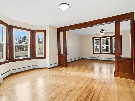 5th image of 16 Berkley Ave APT 1
