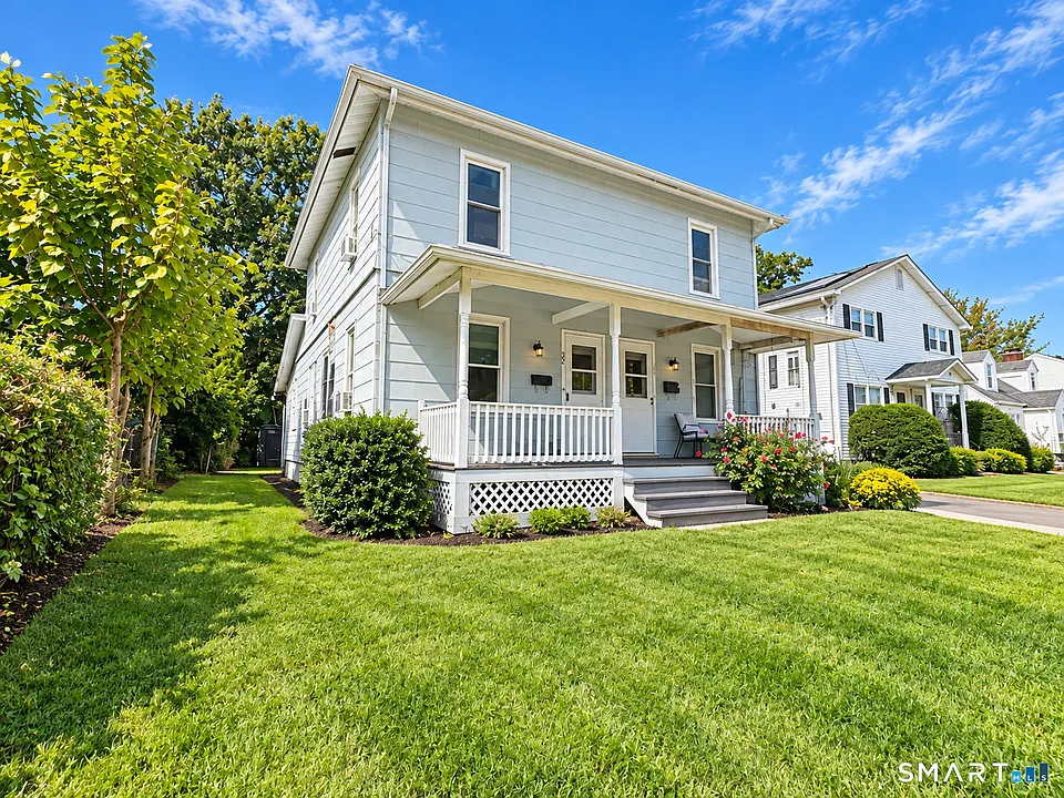 30 Essex St