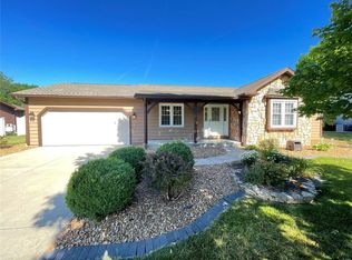 1973 Lemontree Ln, Collinsville, IL 62234