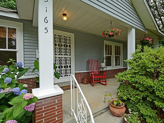 2nd image of 3165 Joffre Ave