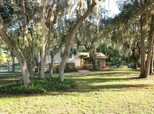 1008 Gibson St, Leesburg, FL 34748