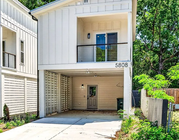 5808 Knight St — Photo 1