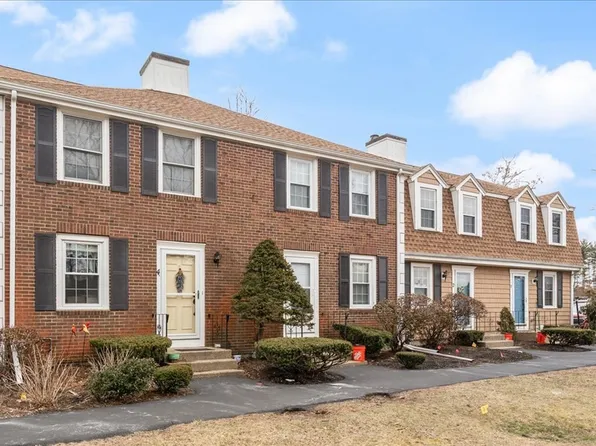 848 Plain St #4, Marshfield, MA 02050