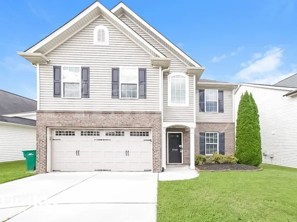 5720 Misty Hill Cir, Clemmons, NC 27012