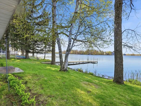 250 Magnor Lake Ct, Clayton, WI 54004