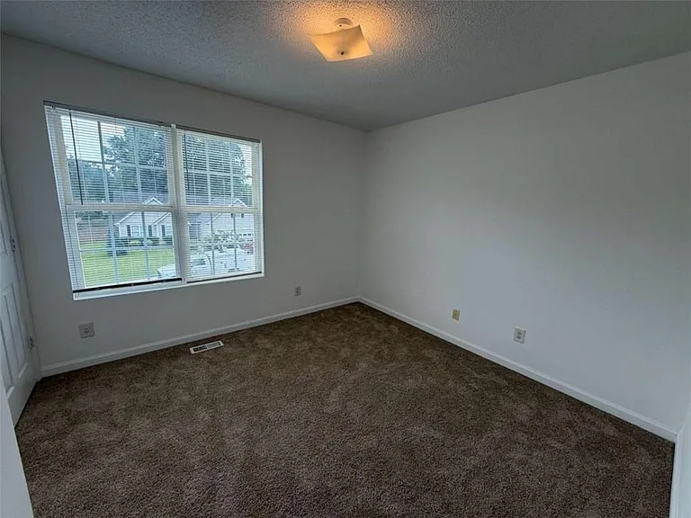 1613 Fort Perry Way — Photo 18