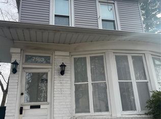 7163 Wellington Ct, Saint Louis, MO 63143