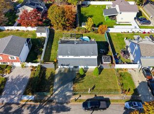 3 Date St, Central Islip, NY 11722