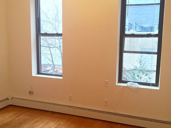 4th image of 4467 23rd St #1