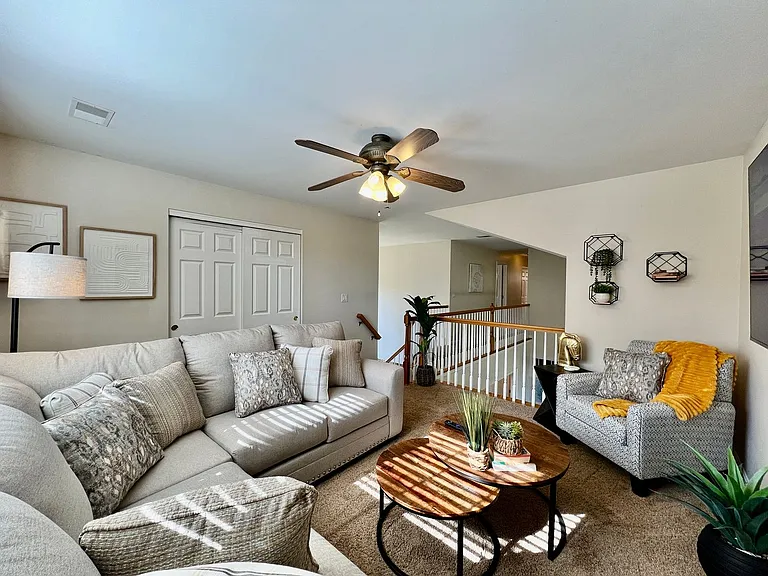 6608 Rosemont Ln — Photo 27