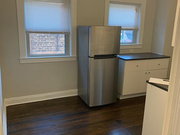 3rd image of 1385 Cranford Ave APT 7