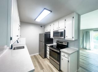 3770 W Benjamin Holt Dr #8, Stockton, CA 95219