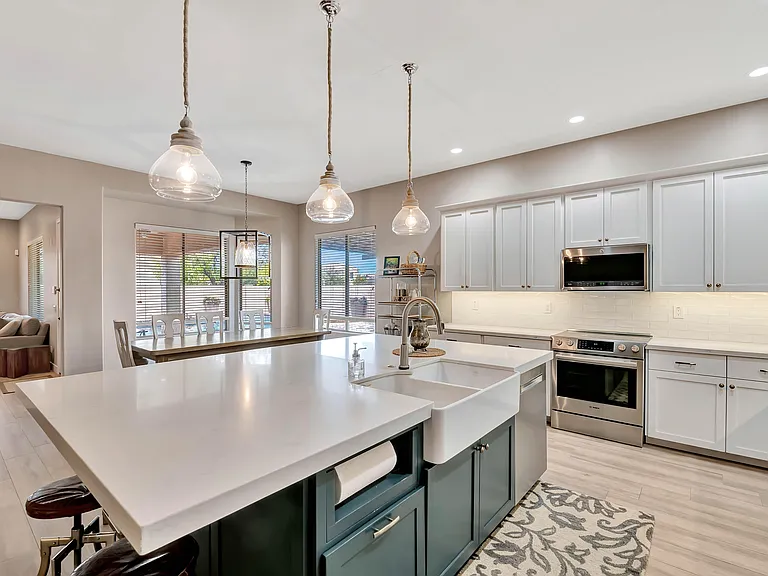 10226 E Laguna Azul Ave — Photo 1