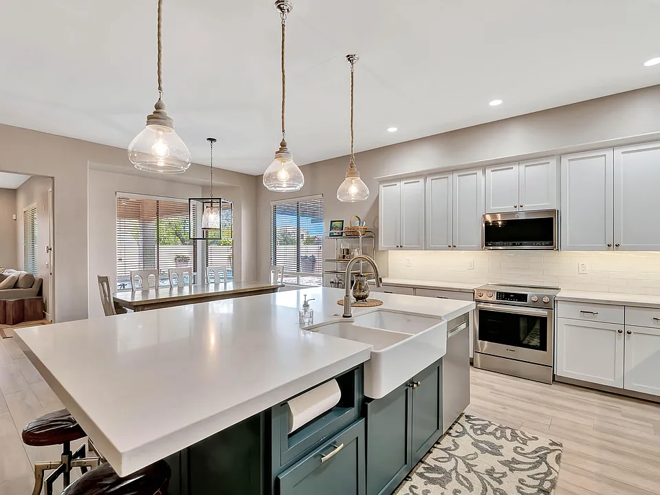 10226 E Laguna Azul Ave