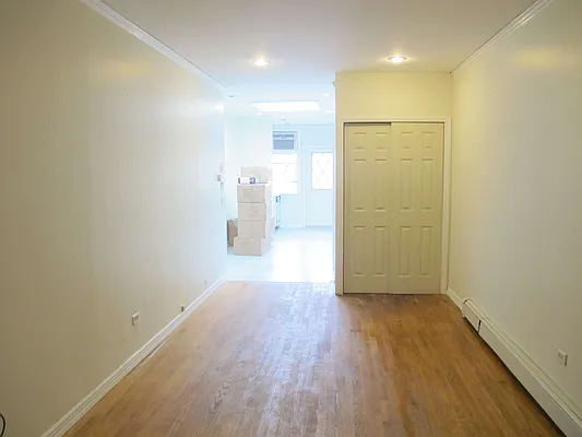 Rented by Dwell Residential Inc | media 10