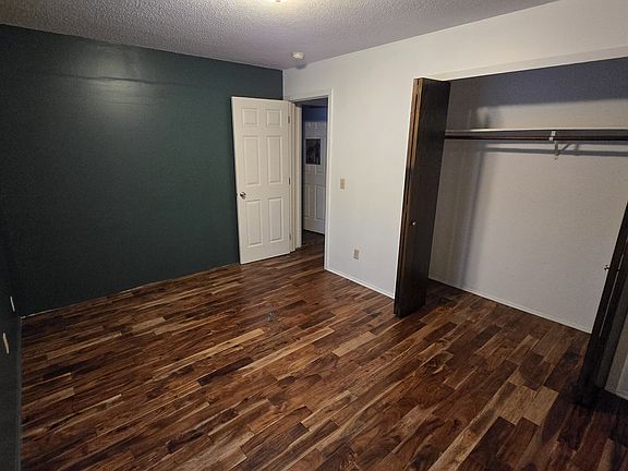 2nd image of 1012 127th Ave NE