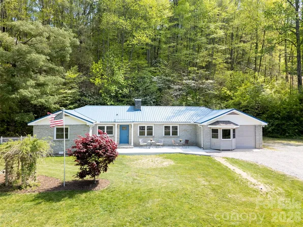 2629 Soco Rd, Maggie Valley, NC 28751