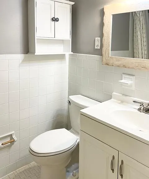 20301 Shelburne Rd #9 — Photo 25