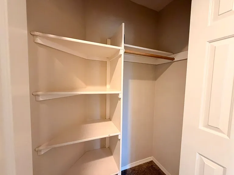7349 Oneil Rd NE — Photo 14