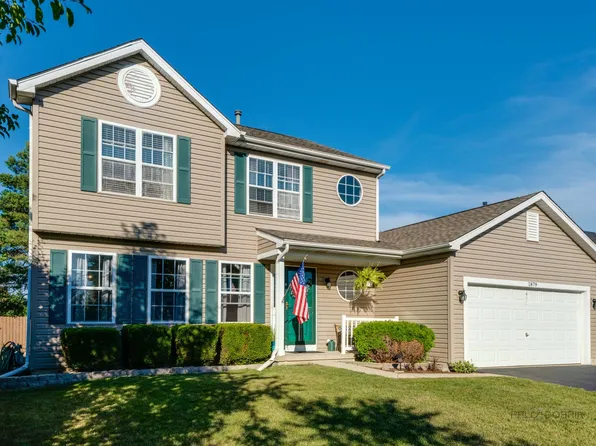 1879 E Ivy Cir, Lindenhurst, IL 60046