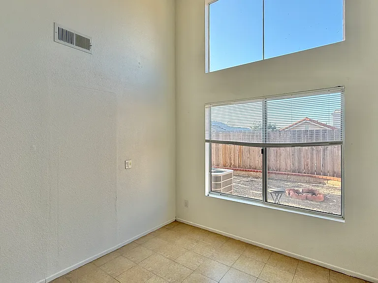 9250 Longridge Way — Photo 21