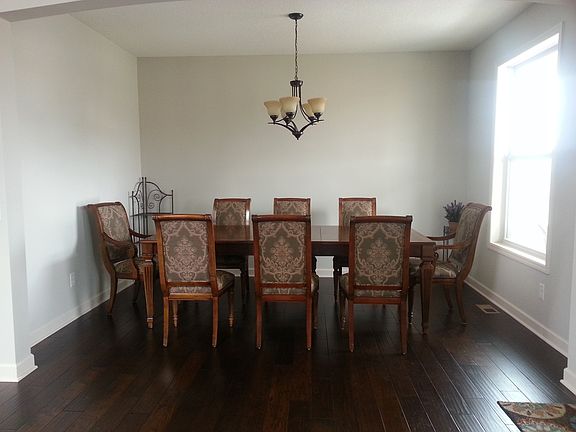 2nd image of 6175 Fernbrook Ln N