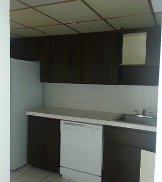 2nd image of 6013 SW 35th St APT 103