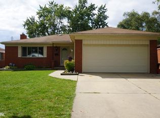 31635 Shawn Dr, Warren, MI 48088