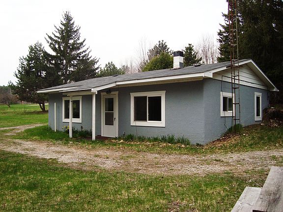 2nd image of 1052 N Us 23