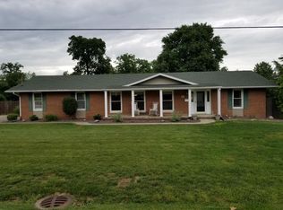 614 E North Ave, Effingham, IL 62401