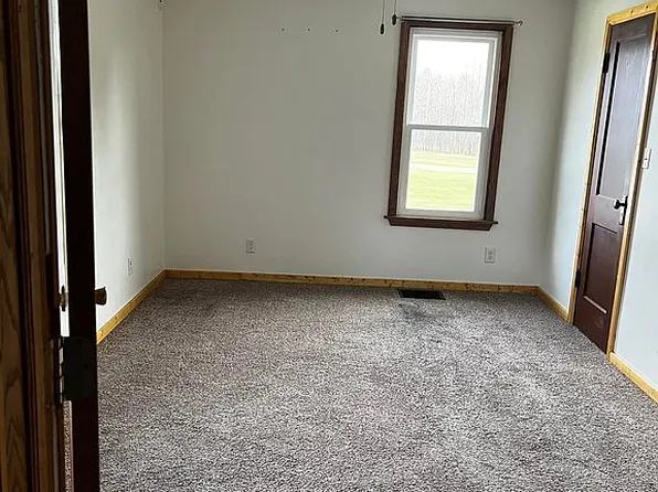 152 Gypsy Rd, Saint Marys, PA 15857