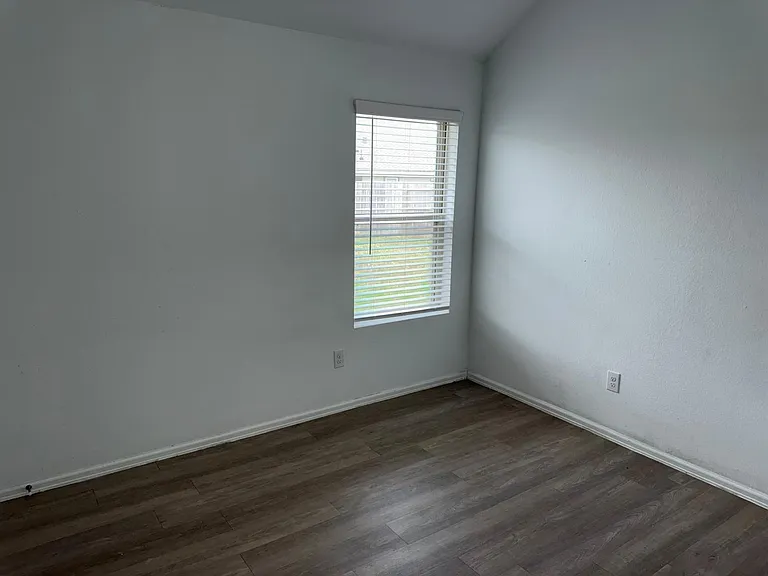5335 Winding Stream Dr — Photo 14