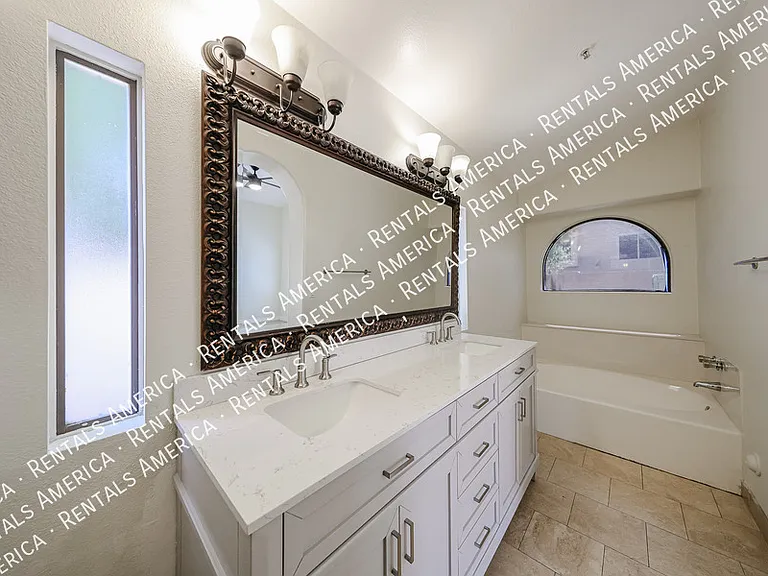 12704 N 89th Pl — Photo 31