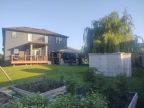 3rd image of 1100 Palmetto Ln