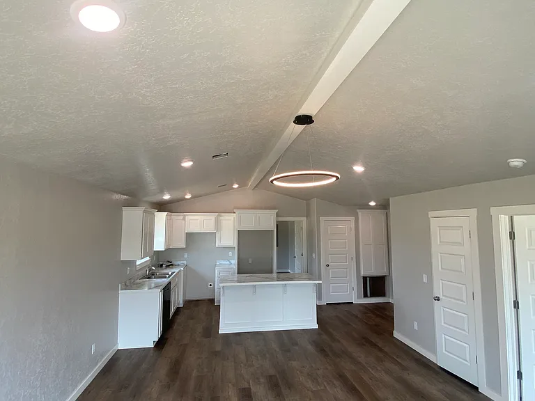 148 Precision Ln — Photo 7