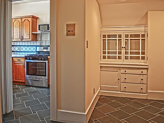 Left: kitchen
Right: nook with built-ins