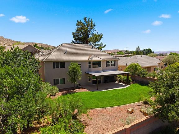 5th image of 1727 Flagstone Dr